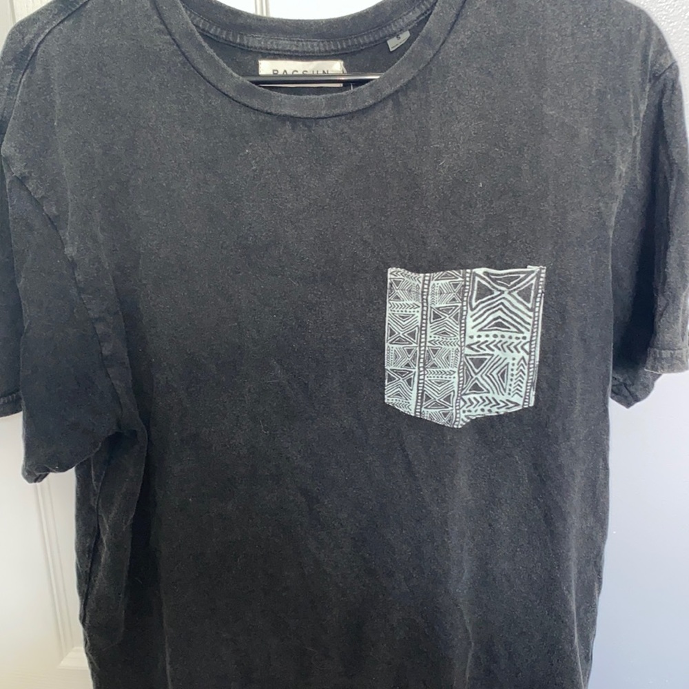 Pac Sun pocket T
